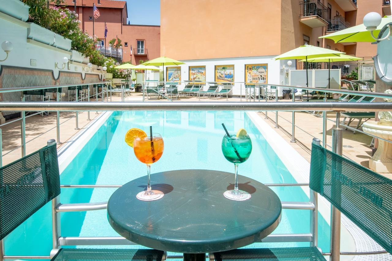 Hotel Ascot 4*