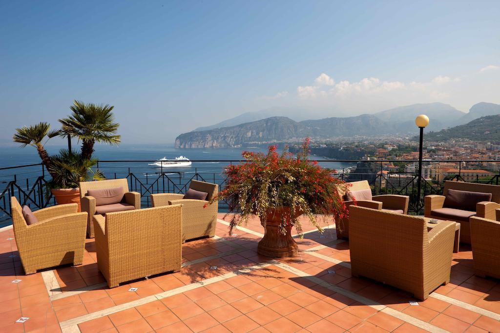 Bristol Hotel 4*