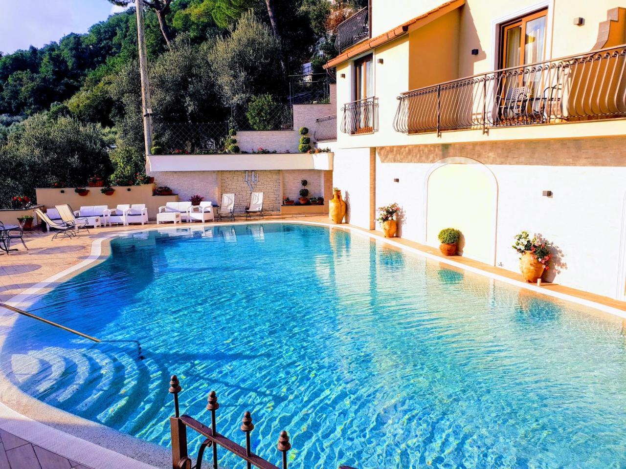 La Vue D'or 4* Sorrento