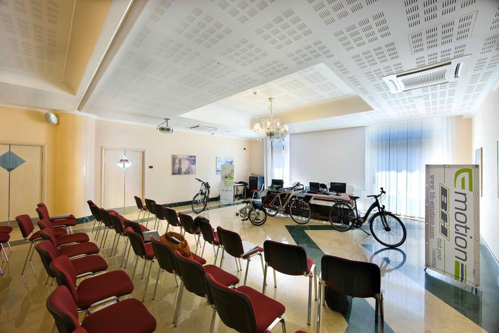 Ulisse Deluxe Hotel 3*