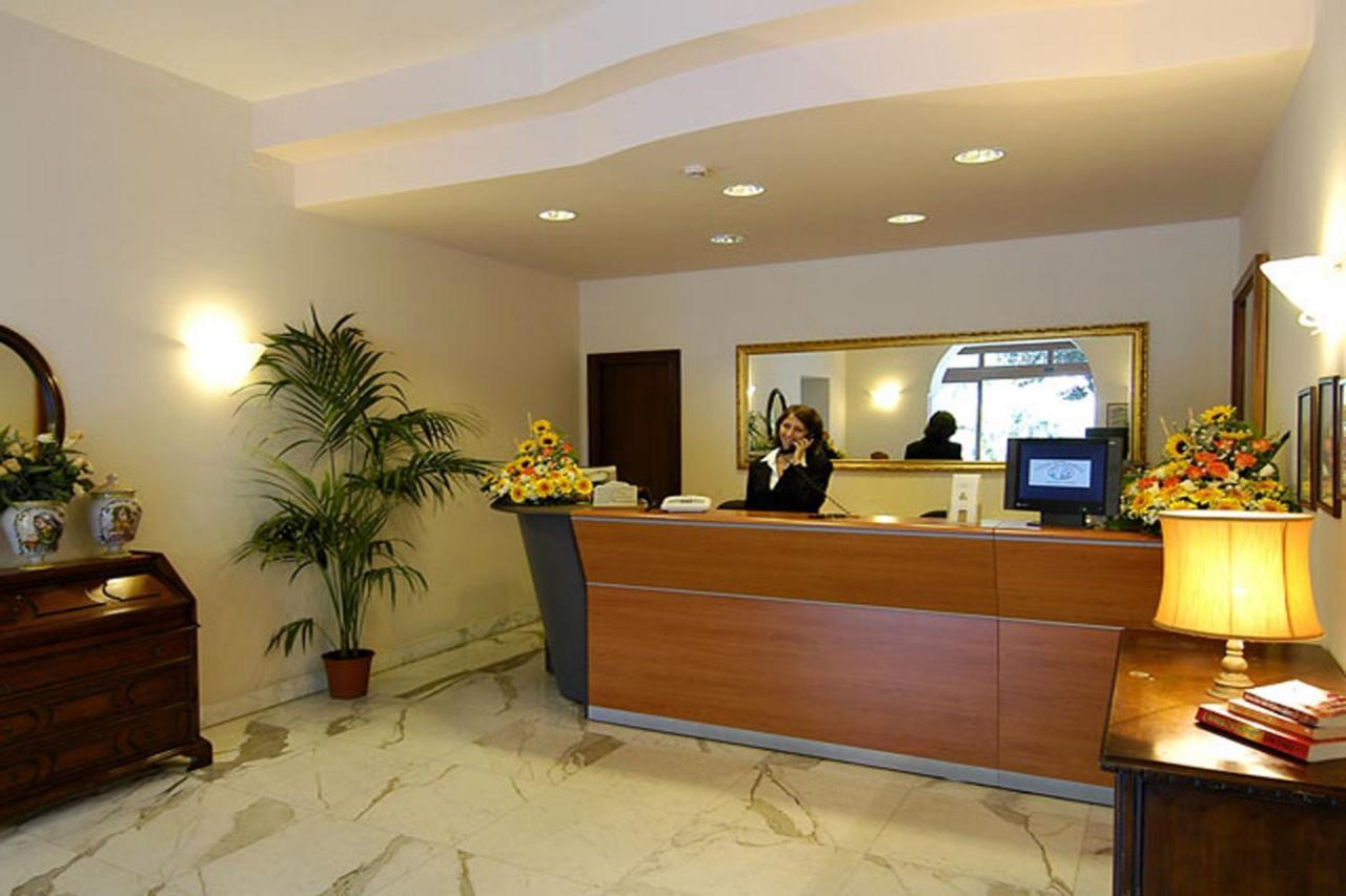 Eden Hotel