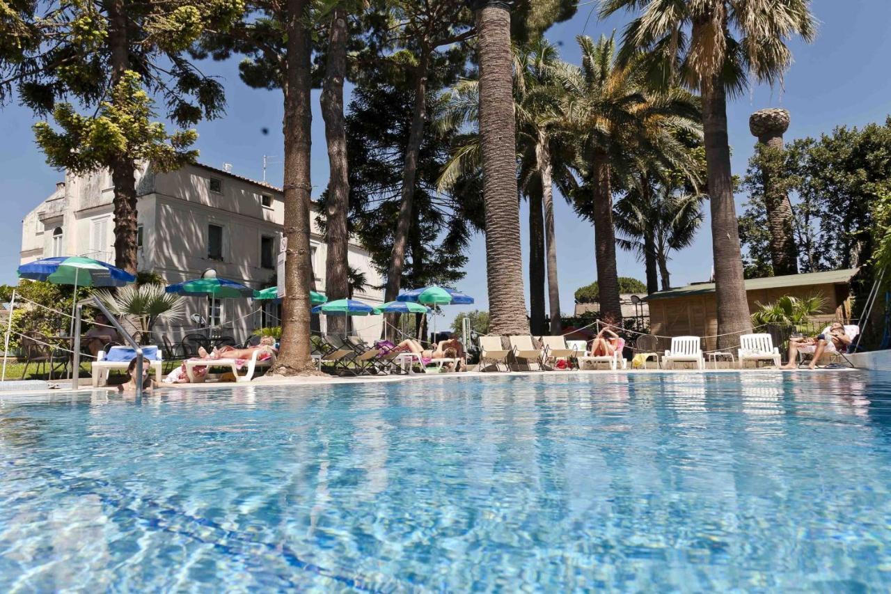 Eden Hotel 3*