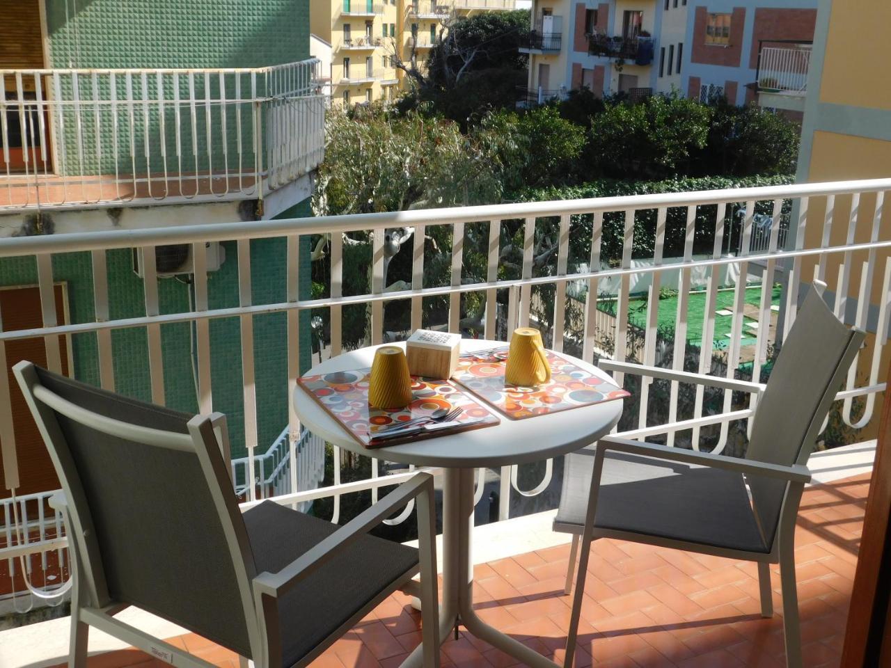 Sorrento Orange Suites 2*