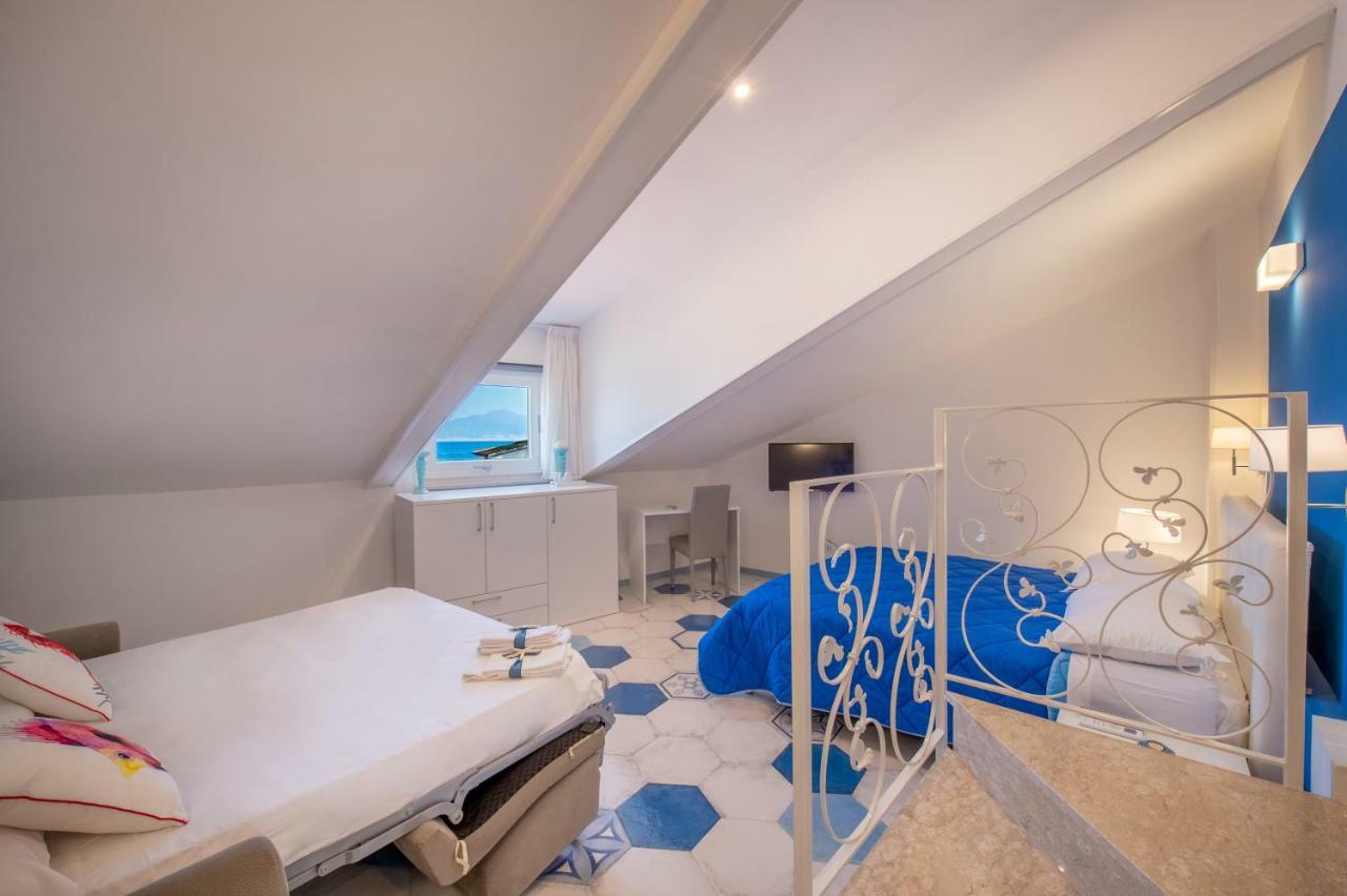 Guest house Caruso Sea View 2*