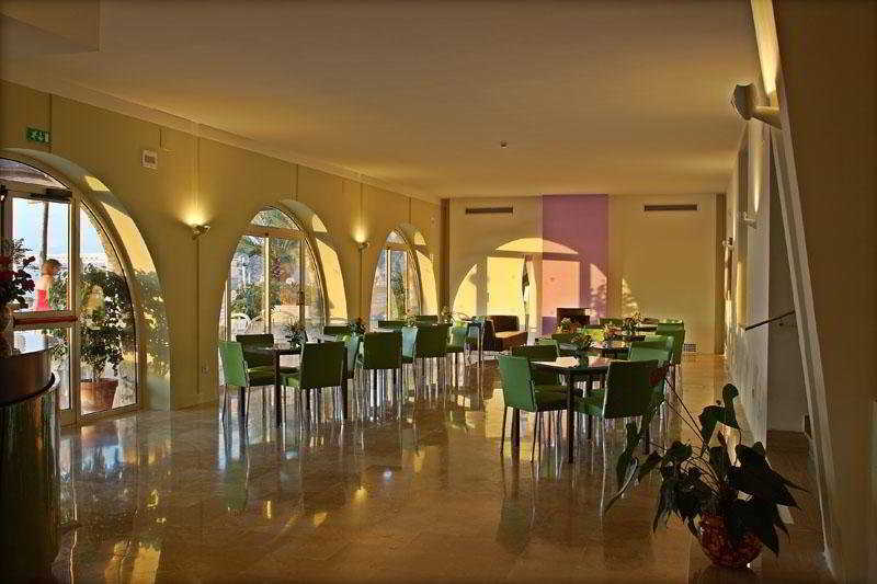Hotel Art Gran Paradiso 4*