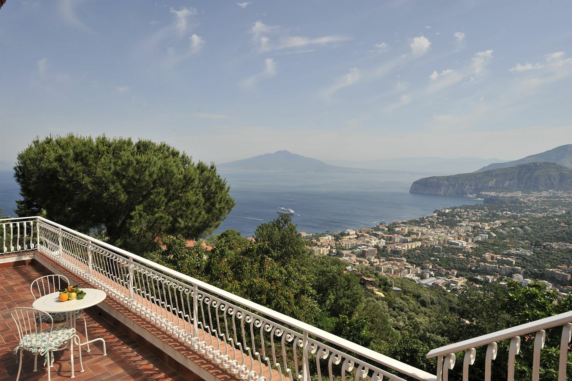 Sycamore Hill * Sorrento