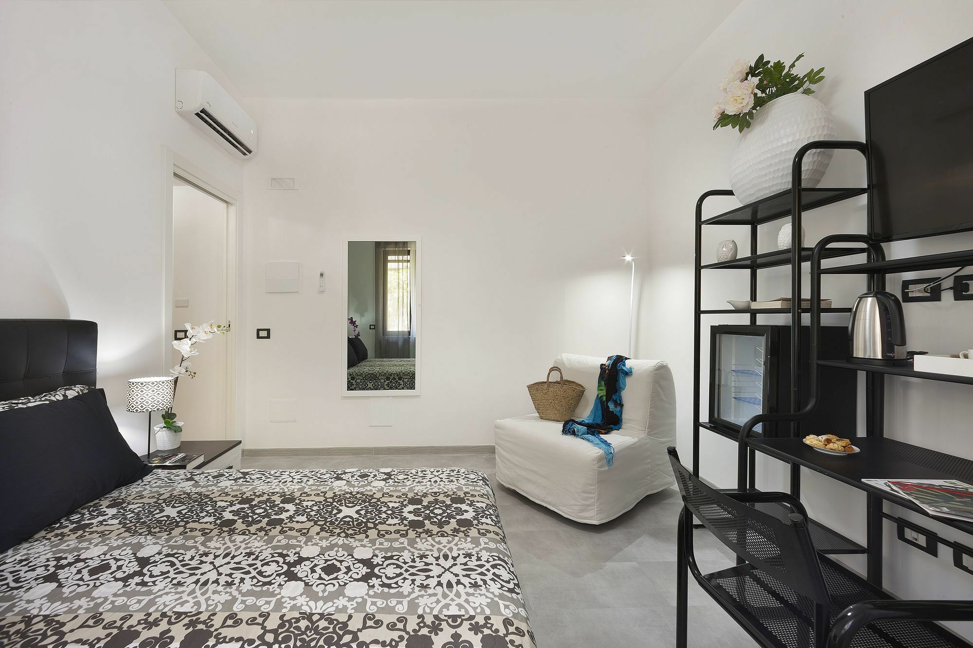Flower Guest house