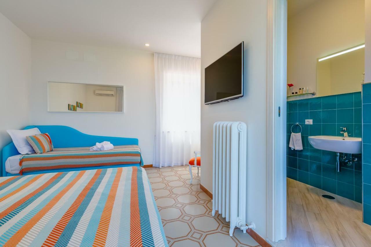 Villa Flats *