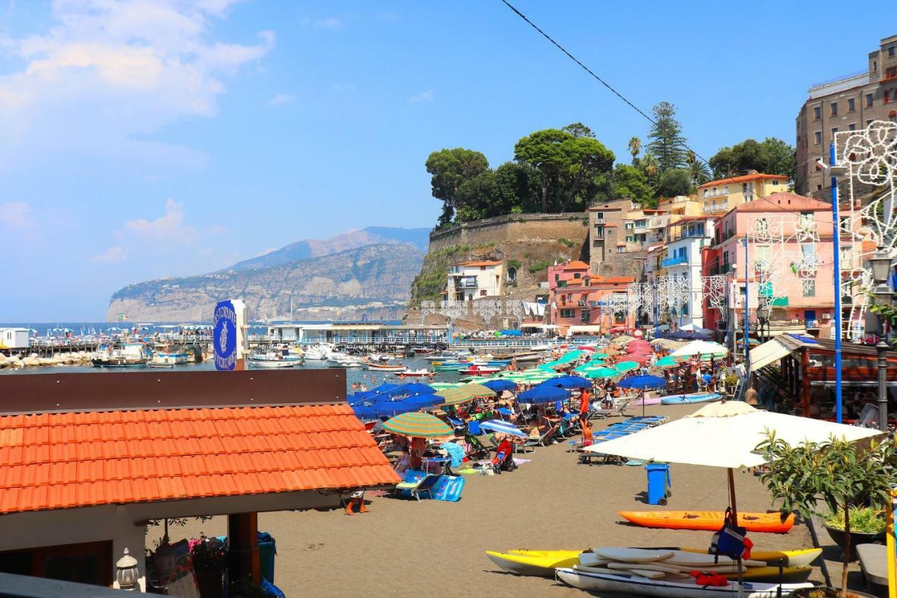 Estate4home - La Grotta Azzurra Holiday home