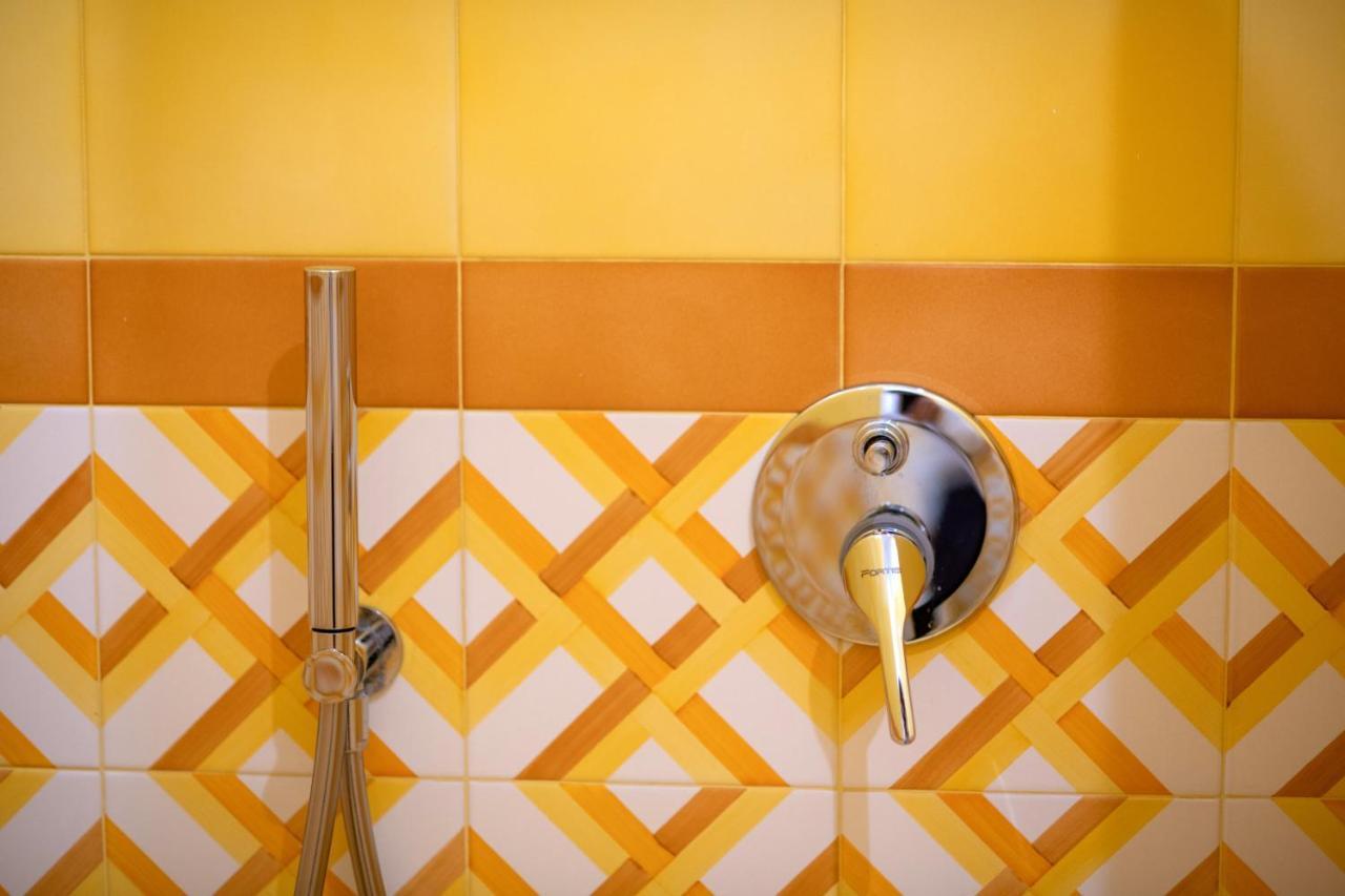 Aquae Romanae Piazza Lauro Guest house 3*