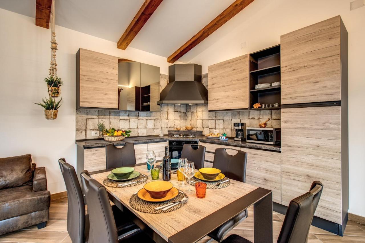 Chez Marie' - Modern In Countryside