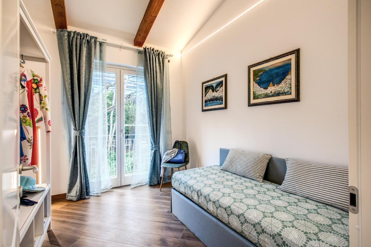 Casa vacanze Chez Marie' - Modern In Countryside *