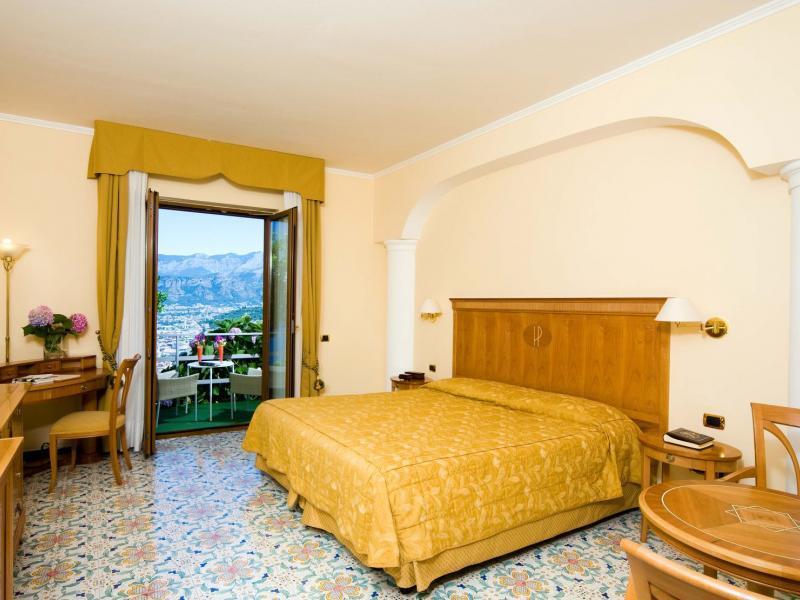 Grand President 4* Sorrento