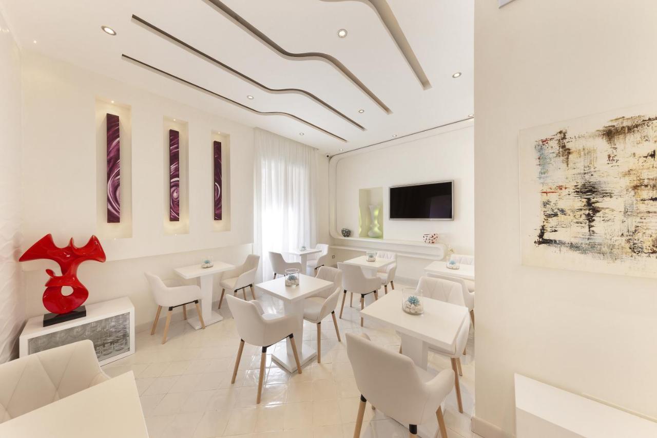 Palazzo Montefusco 4*