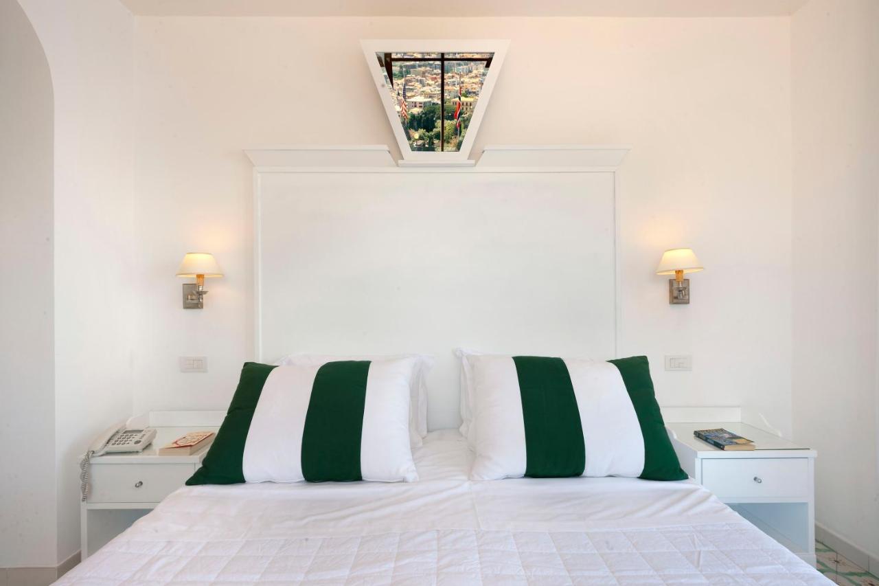 Bristol Hotel 4*