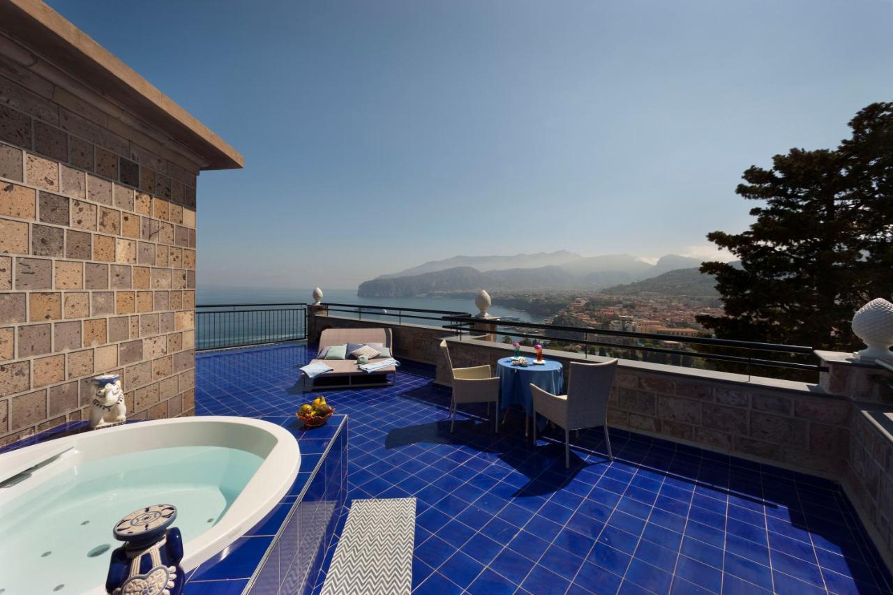 Bristol Hotel 4*